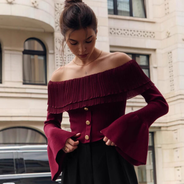 Off-shoulder Collar Long Sleeve Clinch Splicing Knitwear - Image 2