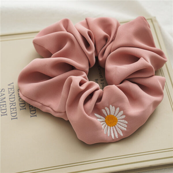 Daisy Embroidery Large Intestine Ring - Image 6